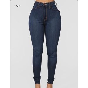 Fashion Nova Sz 9 classic beauty high waist Jean